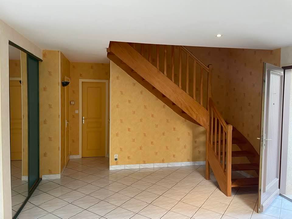 Escalier avant rénovation